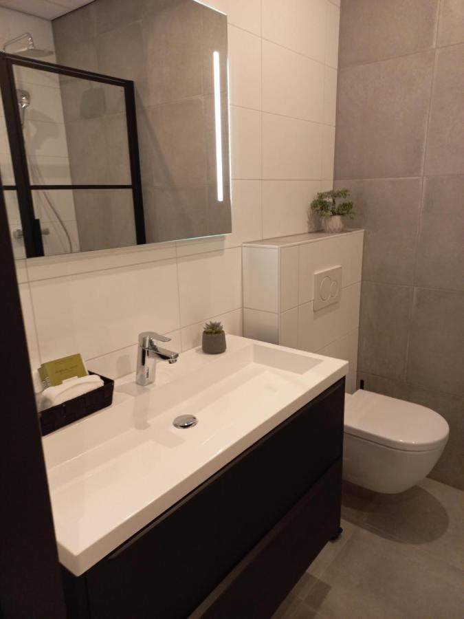 Boutique Hotel De Oude Veste Хелевутслайс Екстериор снимка