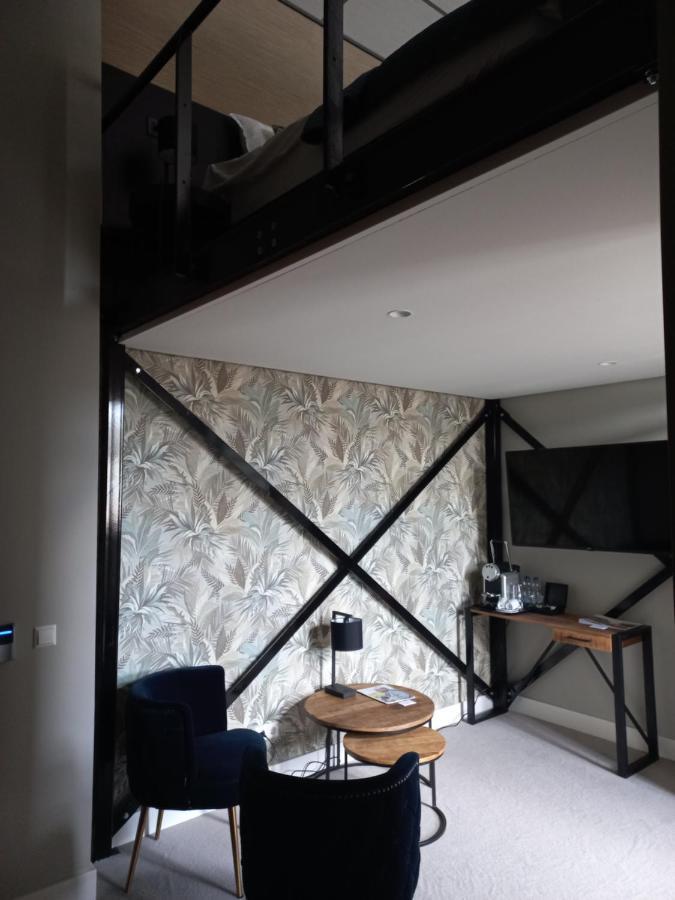 Boutique Hotel De Oude Veste Хелевутслайс Екстериор снимка